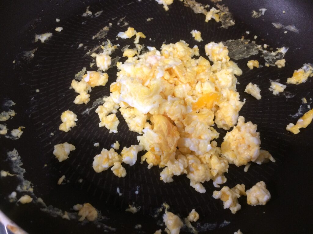 炒り卵とたっぷりきくらげの味噌ラーメン　炒り卵　ためして乾麺